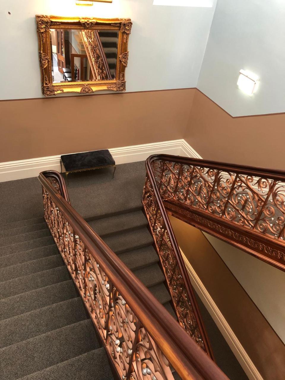 Bull And Mouth Hotel Maryborough Victoria Екстериор снимка