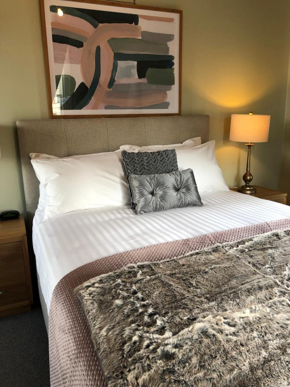 Bull And Mouth Hotel Maryborough Victoria Екстериор снимка